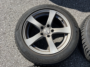 5x120 BMW 17" valuveljed Hankook lamellrehvidega 225/55/17 (2 foto / 10)