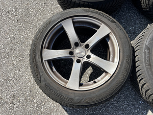 5x120 BMW 17" valuveljed Hankook lamellrehvidega 225/55/17 (5 foto / 10)