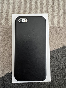 iPhone SE (1) (10 фото из 10)
