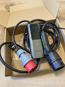 Зарядное устройство для электромобиля 11kw (2 фото из 3)