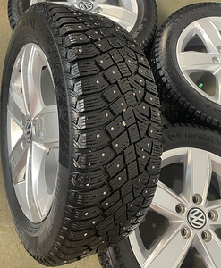 Оригинальные диски Volkswagen R16 (3 фото из 3)