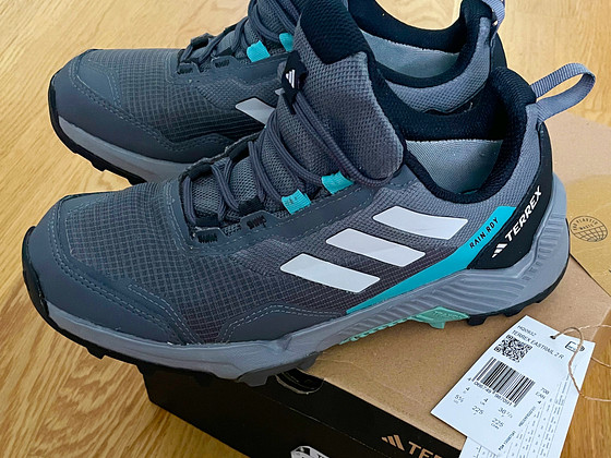 Ботинки ADIDAS TERREX EASTRAIL 2 (размер 36 2/3)