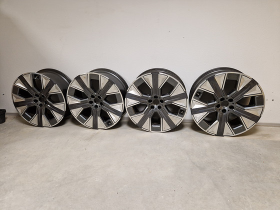 BMW iX Диски+шины R21