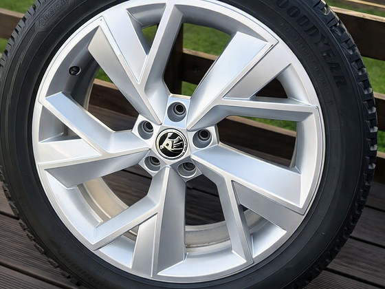 Оригинальные диски Skoda Kodiaq + шины Goodyear