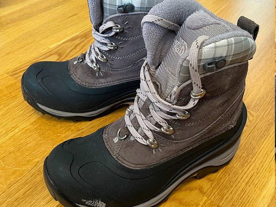 Зимние сапоги The North Face (модель TC3W 832207) EU 36,5