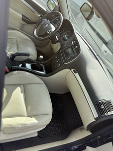 Saab 9-3 (4 foto / 10)