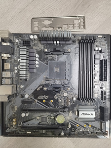 ASRock B450M PRO4 R2.0 (1 foto / 3)