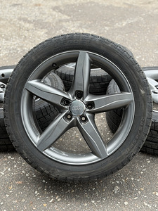 18" оригинальные диски Audi 5x112 + 245/45/18 m+s (1 фото из 10)