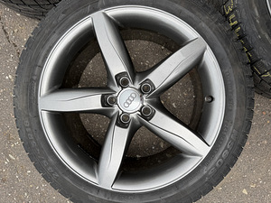 18" оригинальные диски Audi 5x112 + 245/45/18 m+s (7 фото из 10)