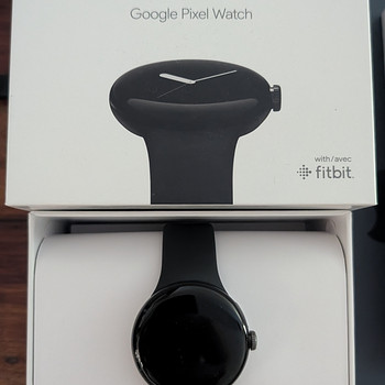 Google Pixel Watch 1-го поколения