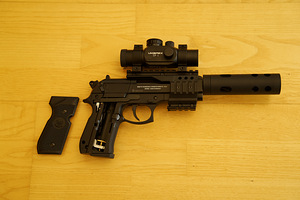 Umarex Beretta M92 FS XX-Treme 4,5 mm CO2 õhupüstol (3 foto / 10)