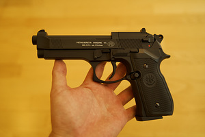 Beretta M92 FS 4,5 mm Diabolo CO₂ õhupüstol Beretta M92 FS (8 foto / 10)
