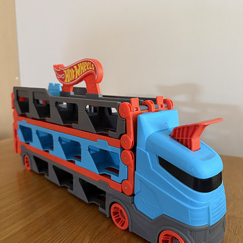 Hot wheels автовоз