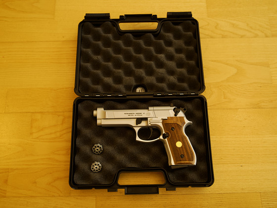 Beretta M92 FS Wood & Nickel 4,5 mm Diabolo CO₂ õhupüstol