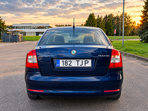 Skoda Octavia (137252 км) 2012 (3 фото из 10)