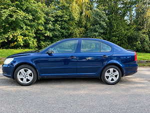 Skoda Octavia (137252 км) 2012 (7 фото из 10)