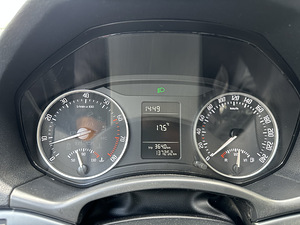 Skoda Octavia (137252 км) 2012 (8 фото из 10)