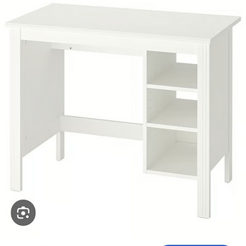 Ikea laud ja led laualamp
