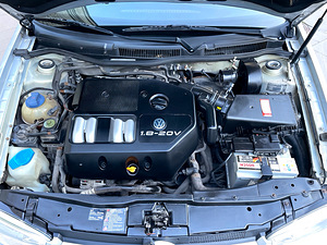 VOLKSWAGEN GOLF / КОЖАНЫЙ САЛОН / АВТОМАТ / ТО 08.2027 (6 фото из 15)