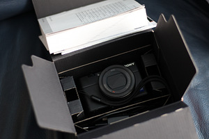 Sony RX100 M3 (2 фото из 9)