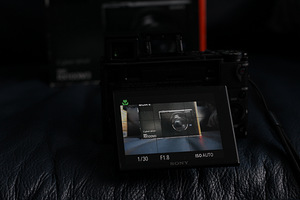Sony RX100 M3 (3 фото из 9)