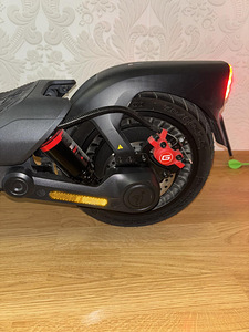 Segway Ninebot Max G3 E (4 foto / 9)