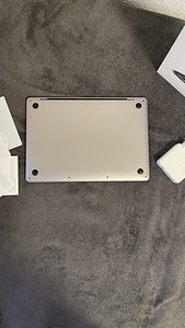 MacBook pro (3 фото из 4)