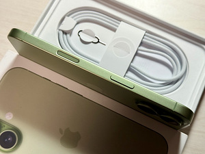 Apple iPhone 17 Sage 256GB как новый! Гарантия до 07.2028 (3 фото из 7)