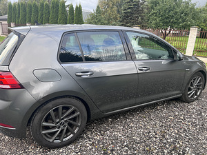 Vw Golf 7, 1.5 бензин, автомат (2 фото из 9)