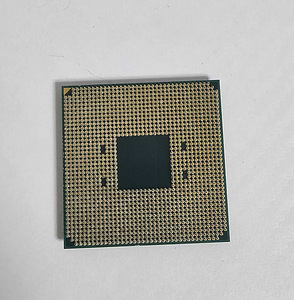 Процессор Ryzen 7 5800 (2 фото из 3)