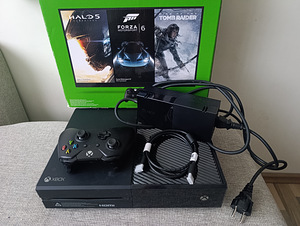 Müüa Xbox one 500GB/Go (1 foto / 2)