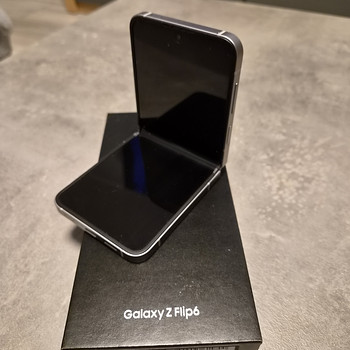 Samsung galaxy Z Flip 6