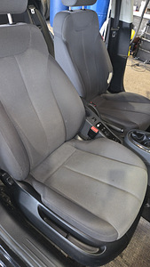 SEAT Leon 1.6 75кВт (9 фото из 13)