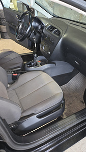 SEAT Leon 1.6 75кВт (10 фото из 13)