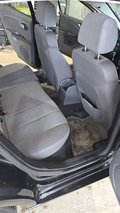 SEAT Leon 1.6 75кВт (11 фото из 13)