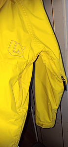 Жёлтая куртка Burton (2 фото из 6)