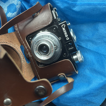 Smena-2 fotoaparaat + originaal nahkvutlar, lisaks 2 Zenit