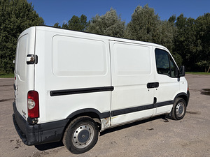 Renault Master (3 фото из 6)