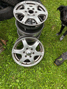 Valuveljed 6×130 mercedes Sprinter / VW Crafter 16" AVANTI (1 foto / 3)