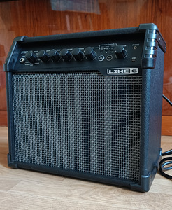 Kitarrivõimendi Spider V20 (1 foto / 1)