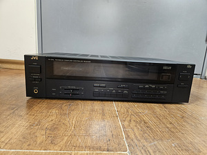 JVC RX-301L HiFi Stereo receiver (1 foto / 4)