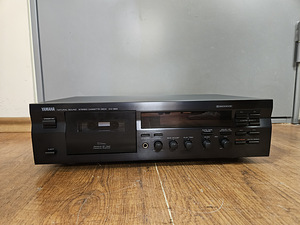 Yamaha KX-393 Stereo Cassette Deck (1 foto / 5)
