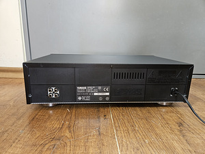 Yamaha KX-393 Stereo Cassette Deck (5 foto / 5)