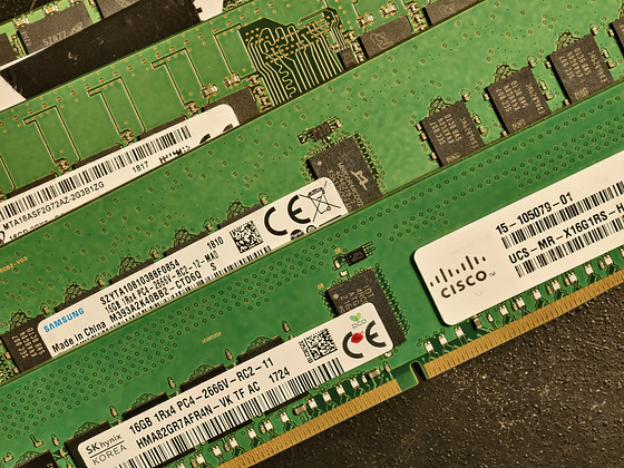 Samsung DDR4 ECC 16GB 2666V Reg RDIMM