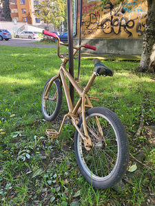 BMX (1 foto / 2)