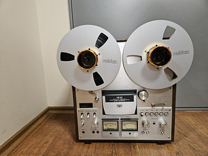 Akai GX-630D Three Head Stereo Tape Deck (1 foto / 5)