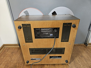 Akai GX-630D Three Head Stereo Tape Deck (5 foto / 5)
