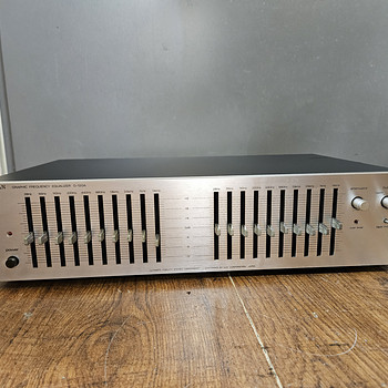 LUXMAN G-120A Stereo Graphic Equalizer