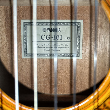 Klassikaline kitarr Yamaha CG101