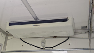 Thermo king v700 max (1 foto / 3)